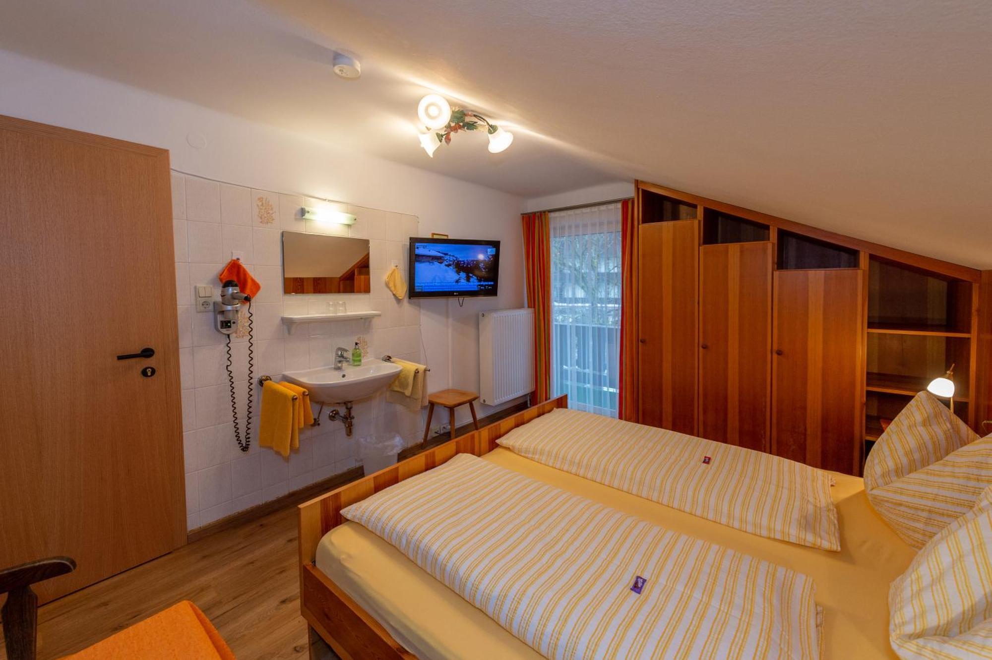 Gaestehaus Haffner ツェル アム ゼー エクステリア 写真